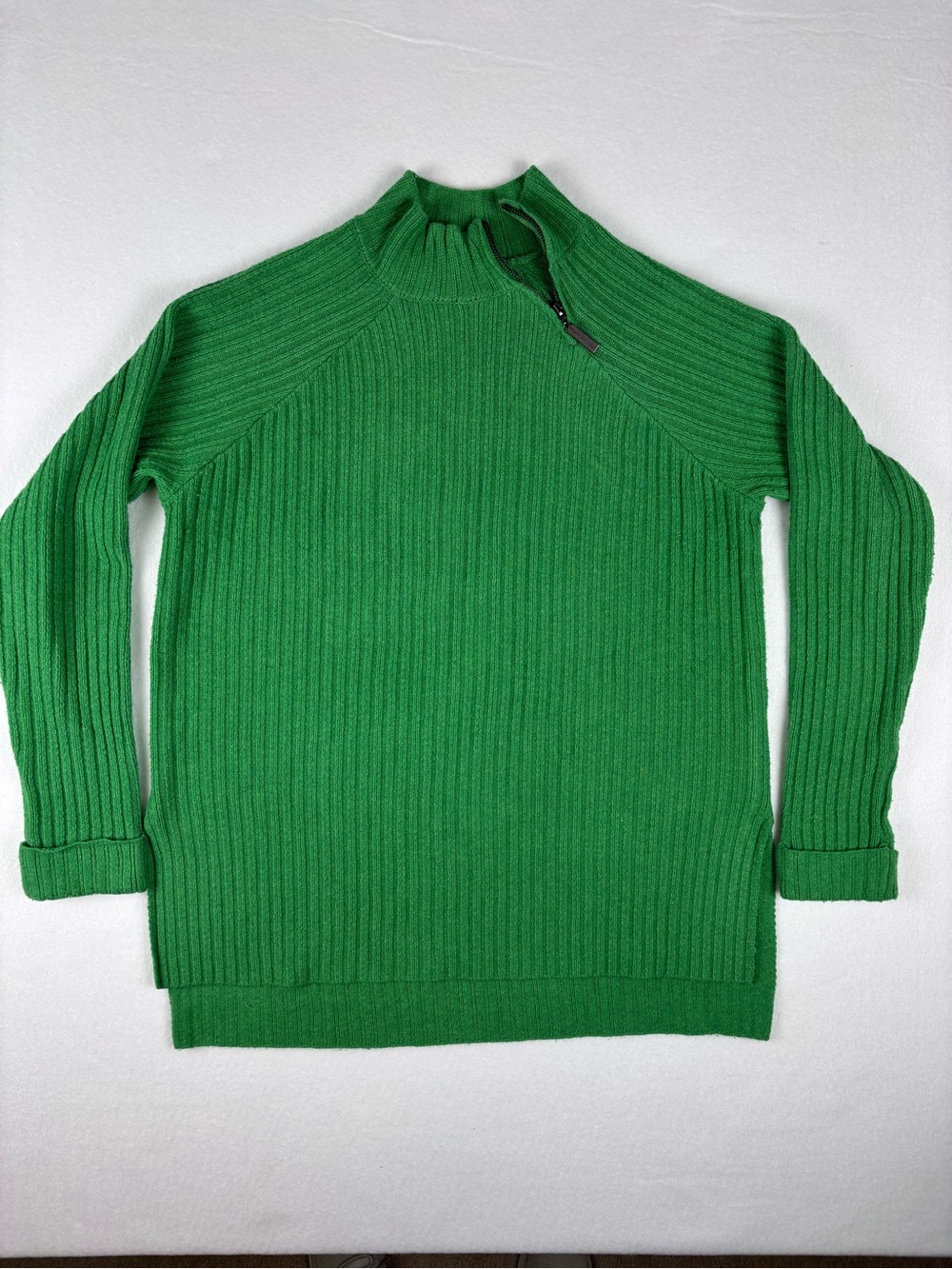 Peace Love World Women’s Kelly Green Ribbed Mock Neck sweater M
